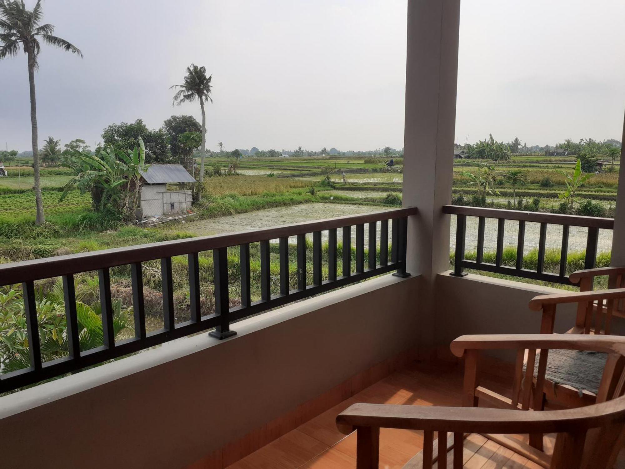 Griya Bun Sari Apartment Sukawati Exterior foto
